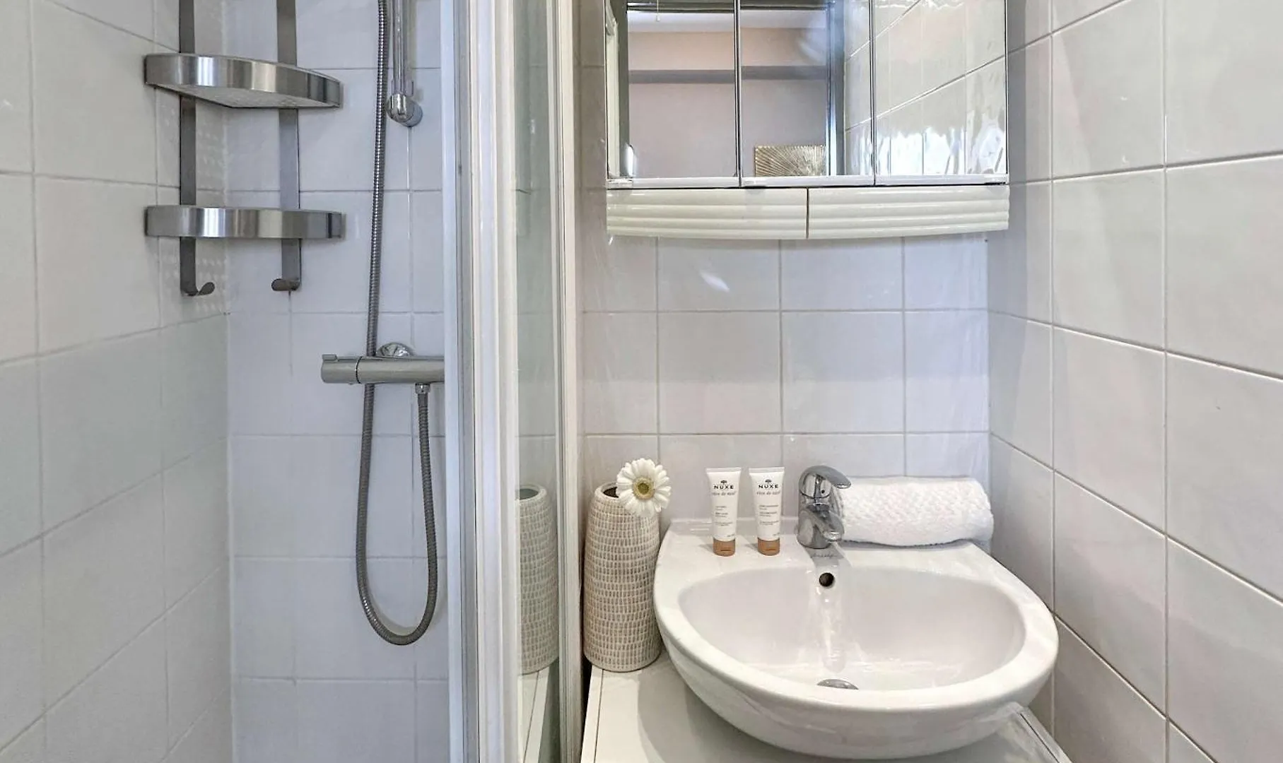 Apartment Outstanding Deal In Paris France