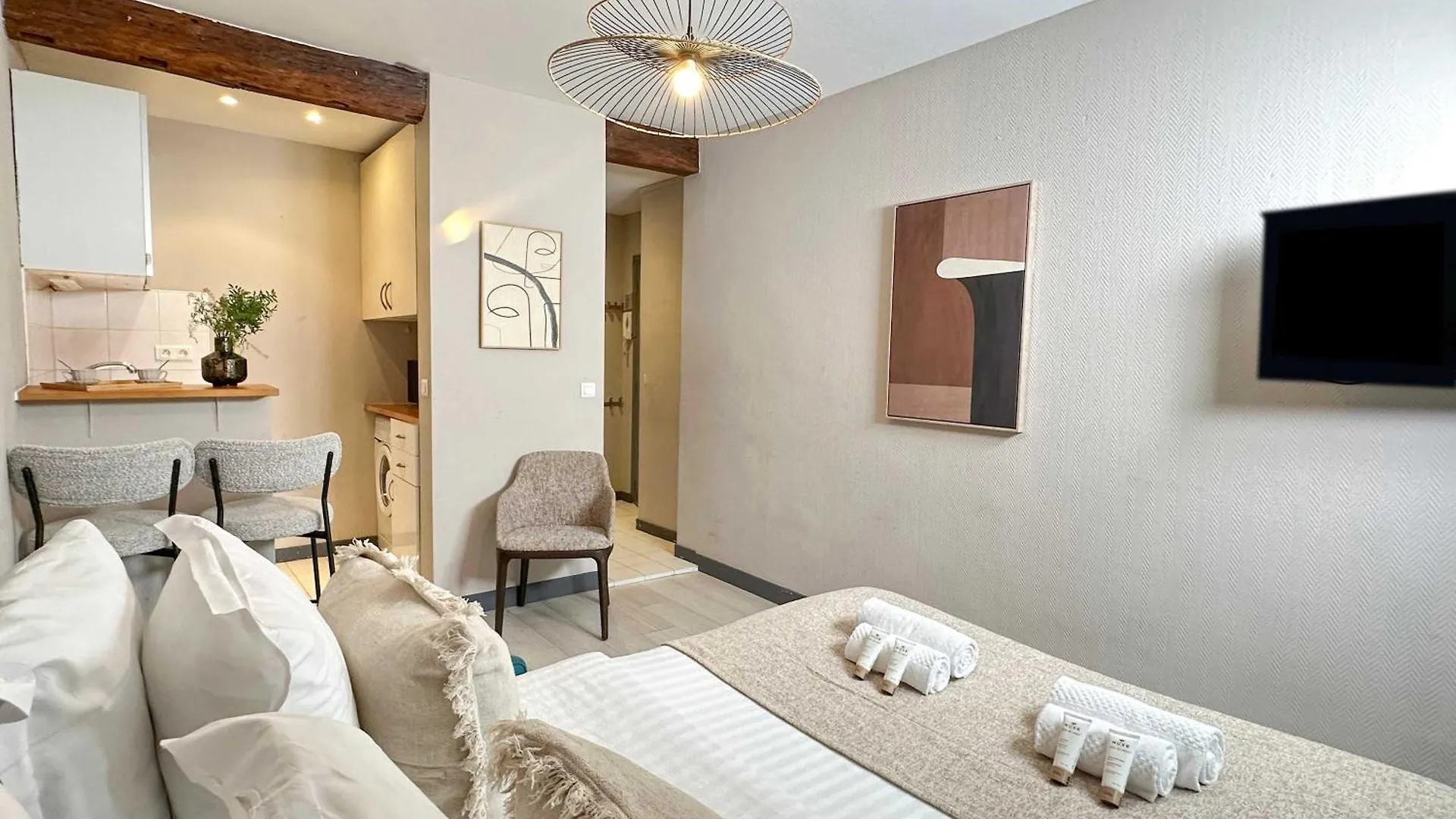 Outstanding Deal In Paris 0*,  France